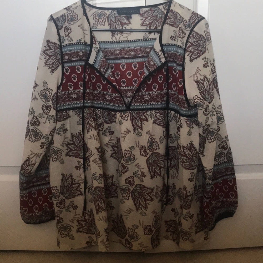 Floral long sleeve blouse